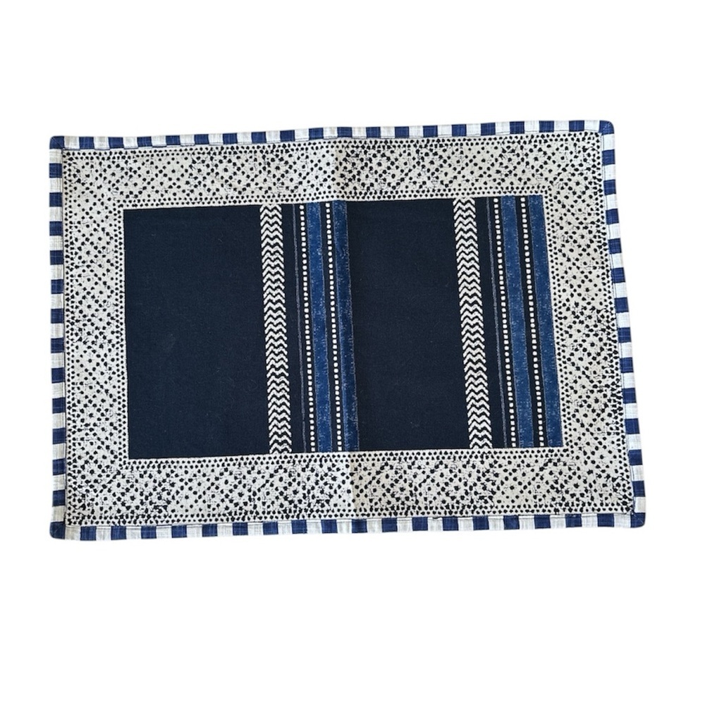 MacKenzie-Childs Indigo Santorini Placemats - Set of 4 - Nautical Coastal - Picture 6 of 9